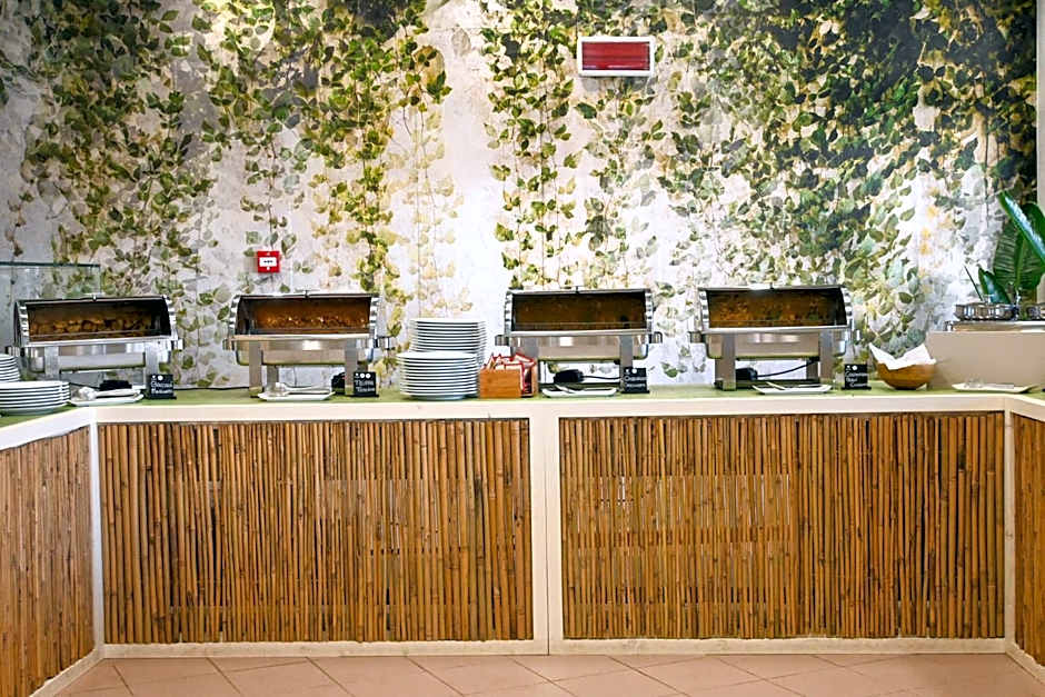 CSA Hotel Beach & Park