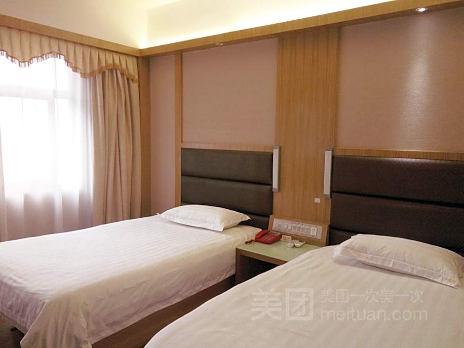 Feiyu Hotel (Guangzhou Zhujiang New Town Wuyangcun Subway Station)