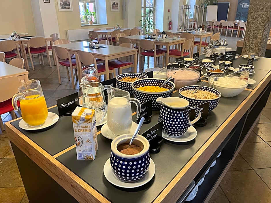 Gästehäuser St. Marienthal