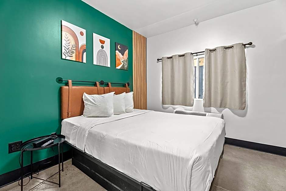 Hollywood Le Bon Hotel