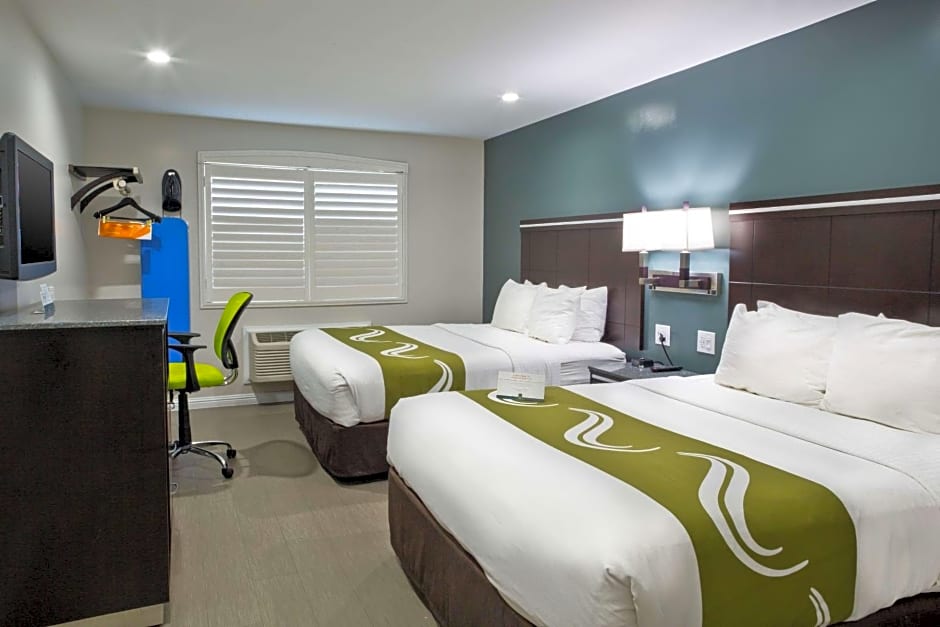 Bay Area Inn & Suites