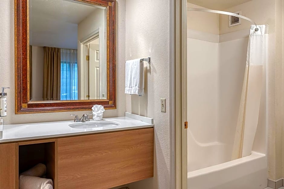 Staybridge Suites Allentown Airport Lehigh Valley by IHG
