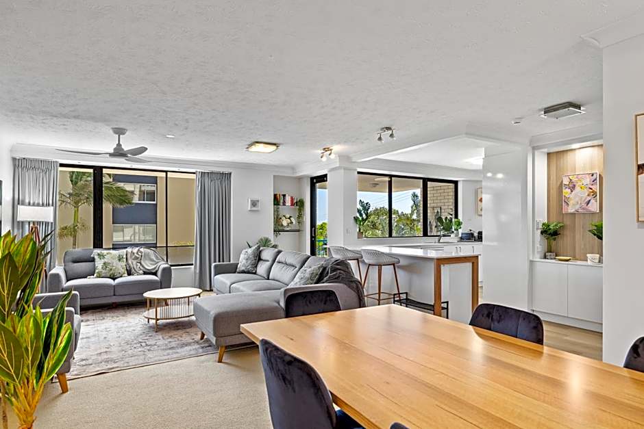 Burgess @ Kings Beach Apartments