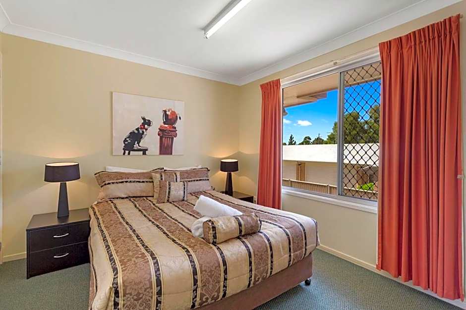 Clifford Park Motor Inn