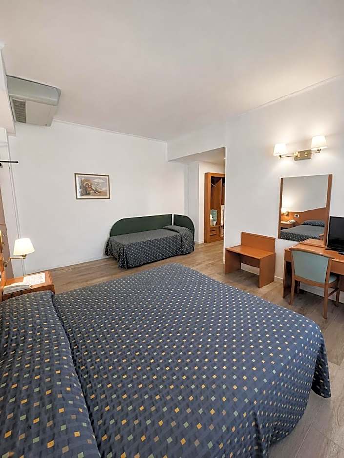 Hotel Italia