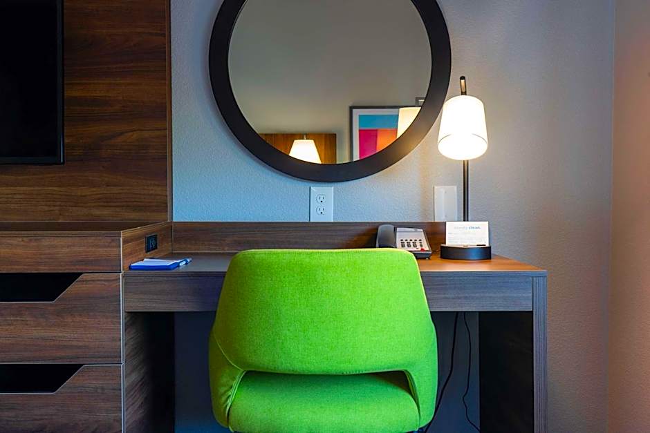 Hampton Inn By Hilton Elkhorn Lake Geneva