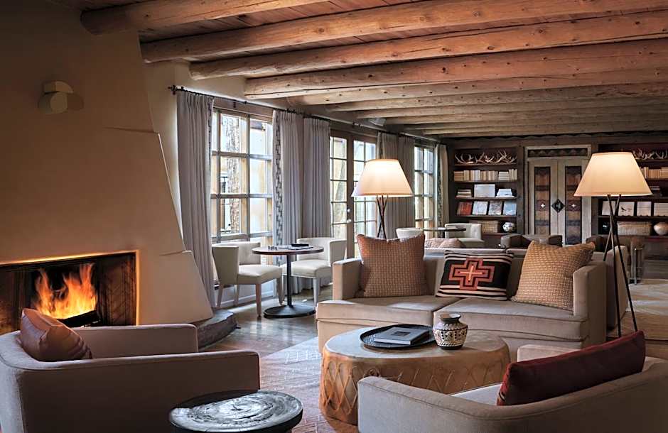 Rosewood Inn of the Anasazi
