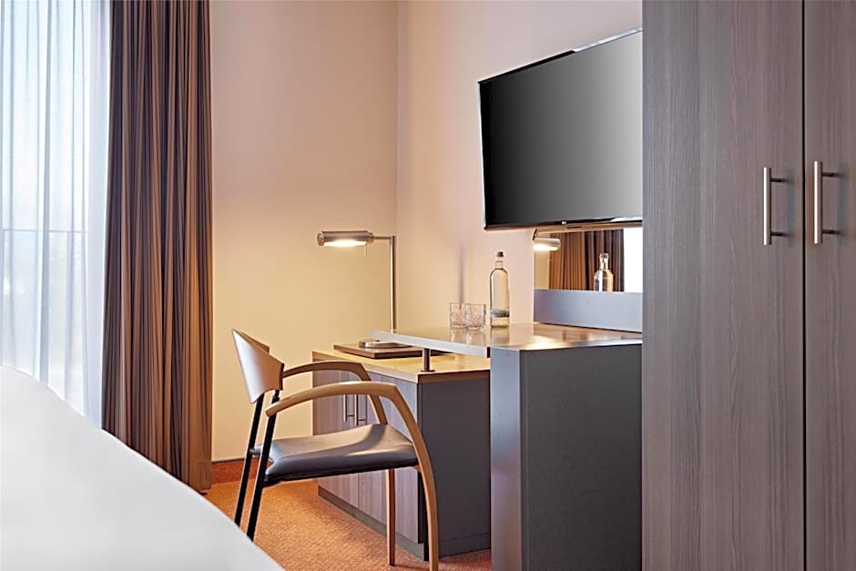 The Curve Hotel BayArena