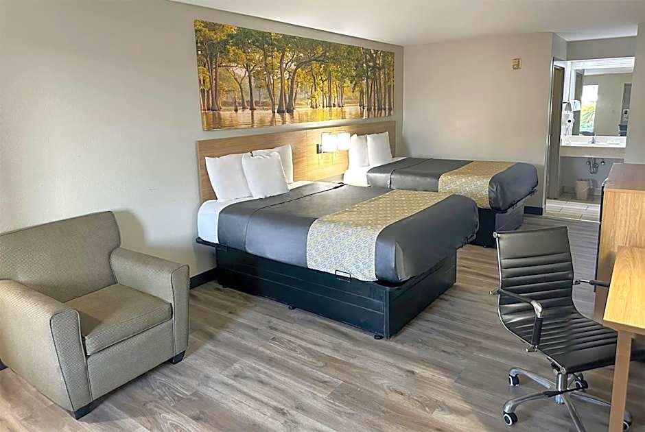 Photo 1 of 11 of 2 Queen Beds