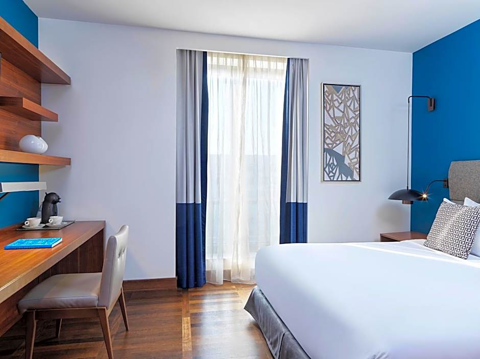 Metropol Palace, Belgrade