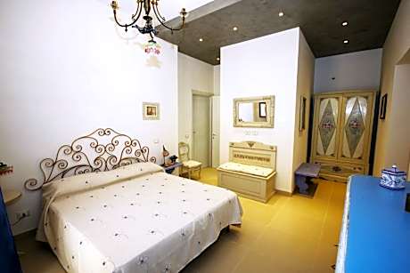 Junior Suite with Balcony
