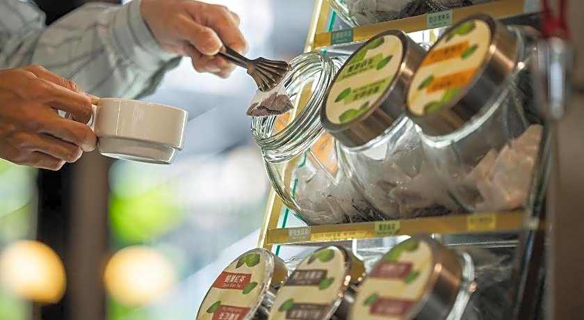 Kindness Hotel-Kaohsiung Guang Rong Pier