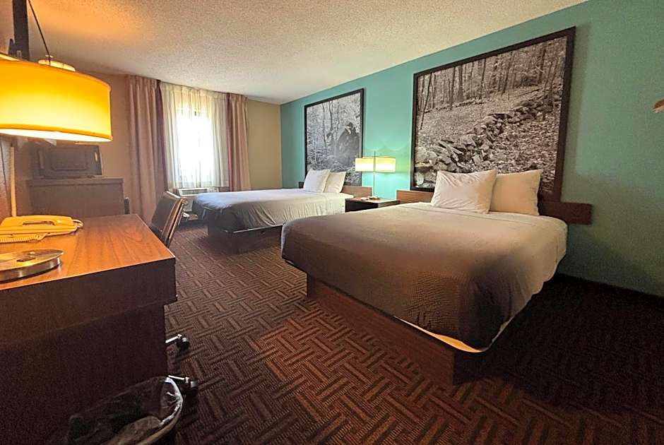 Super 8 by Wyndham Carbondale