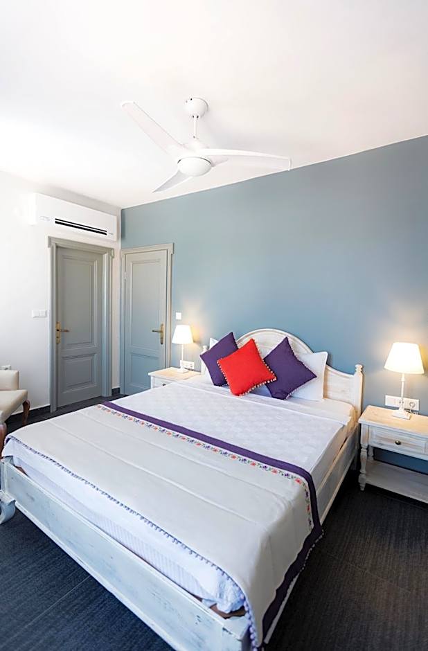 Photo 1 of 18 of Double Room