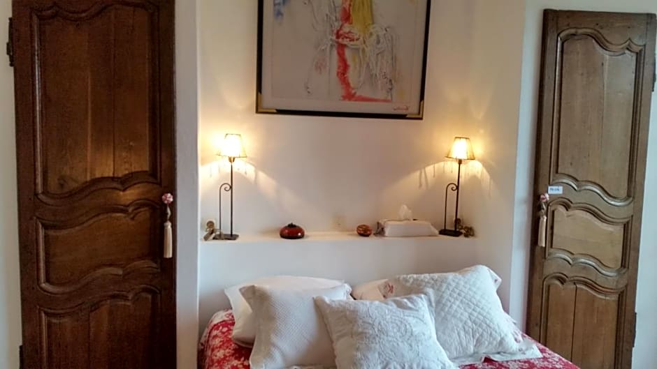 La Douce Heure – Mougins, CT