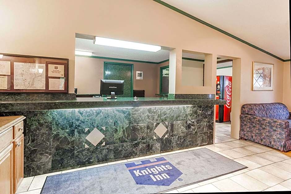 Knights Inn Detroit Area/Farmington Hills