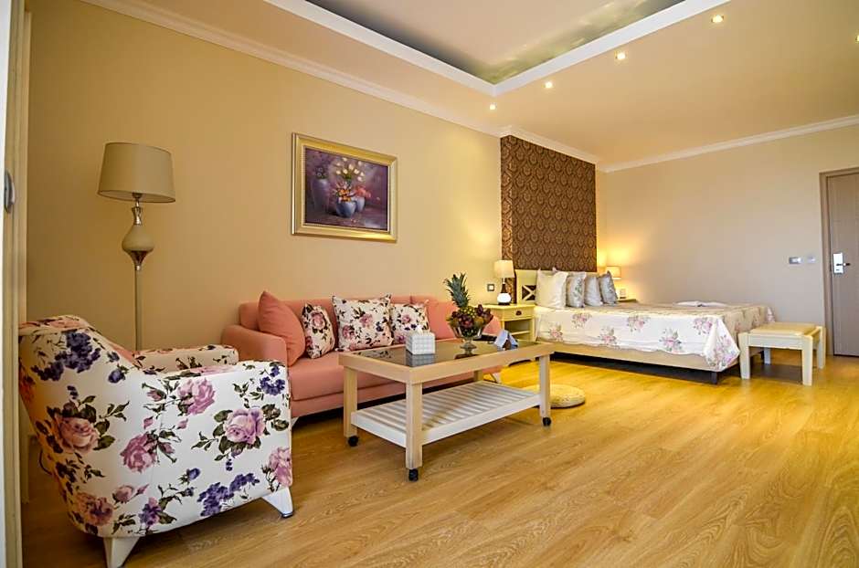 Phoenicia Luxury Hotel