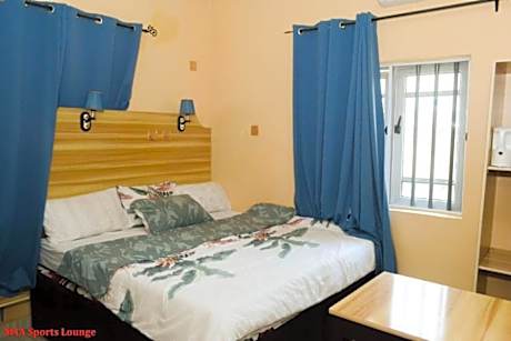 MTA Lounge and Leisures