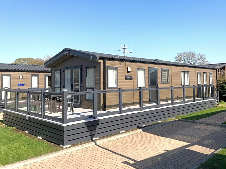 New Forest Lodges Bashley Park