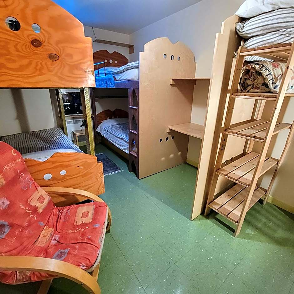 Auberge Internationale Le Tangon
