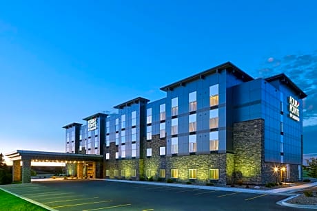 Four Points by Sheraton Williston