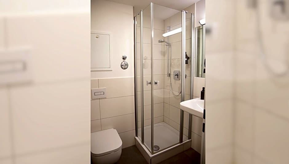 Hotel Garni Fischerfleck in Ismaning near Munich