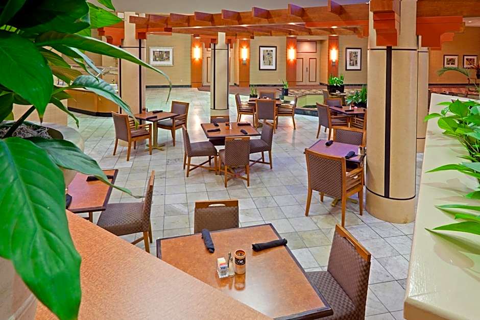 Holiday Inn Philadelphia South Swedesboro Hotel By IHG