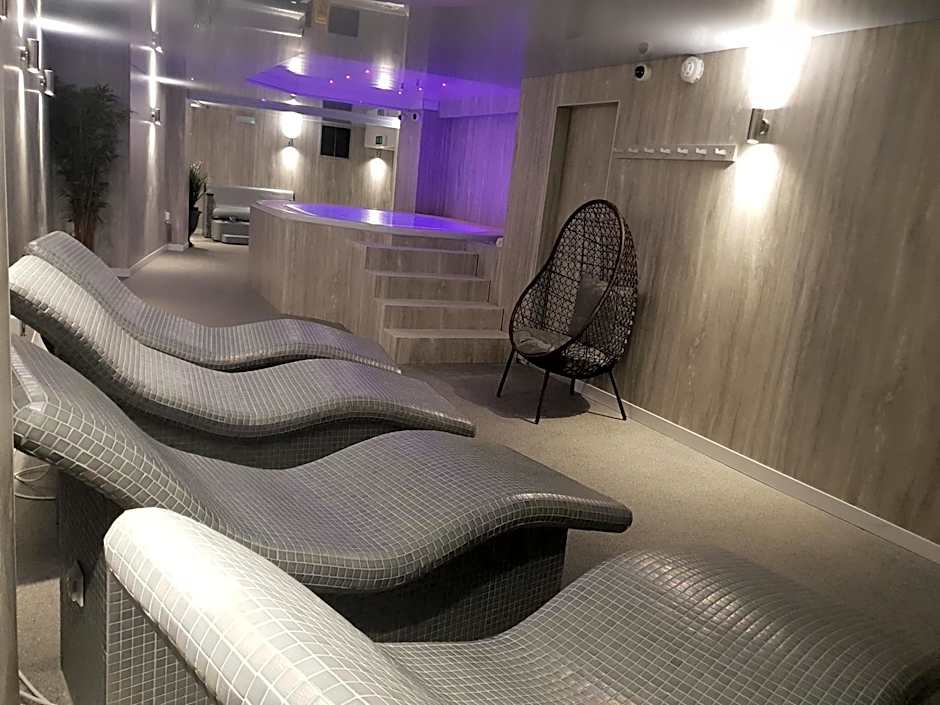 No 47 Marine Terrace