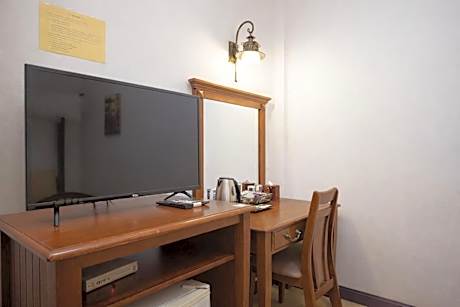Standard Double Room - No Window