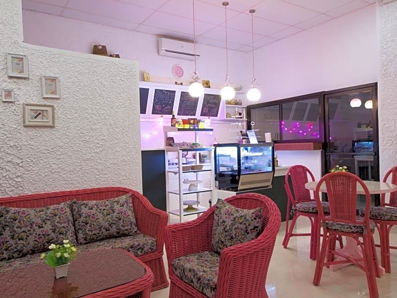 Ala Amid Bed And Breakfast