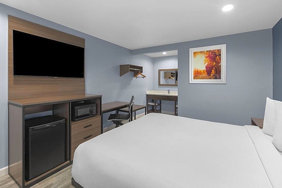 Days Inn by Wyndham Arroyo Grande/Pismo Beach