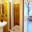 Hostel Oliwka - Metro Świętokrzyska