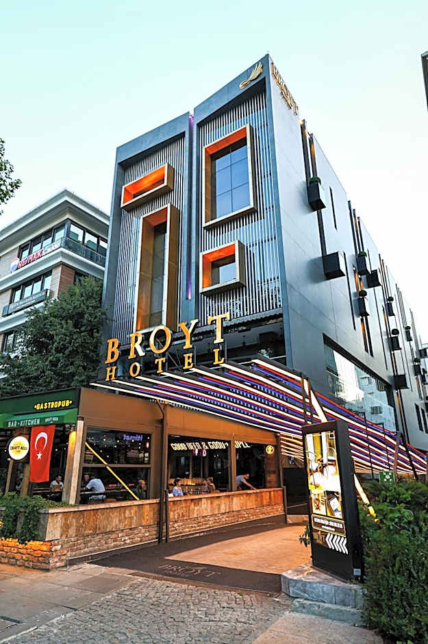 Photo 1 of 50 of Broyt Hotel