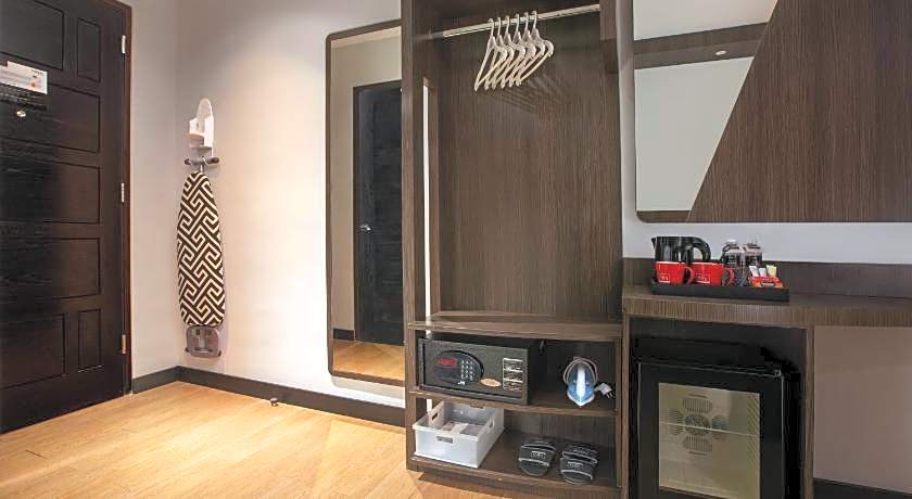 Hotel Neo Dipatiukur by ASTON