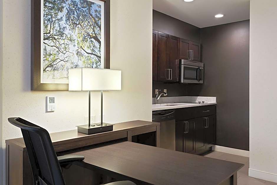 Homewood Suites by Hilton Richmond-Downtown