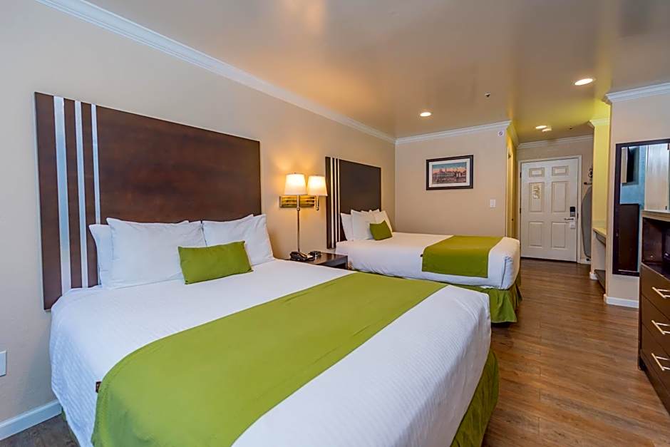 Ocean Pacific Lodge