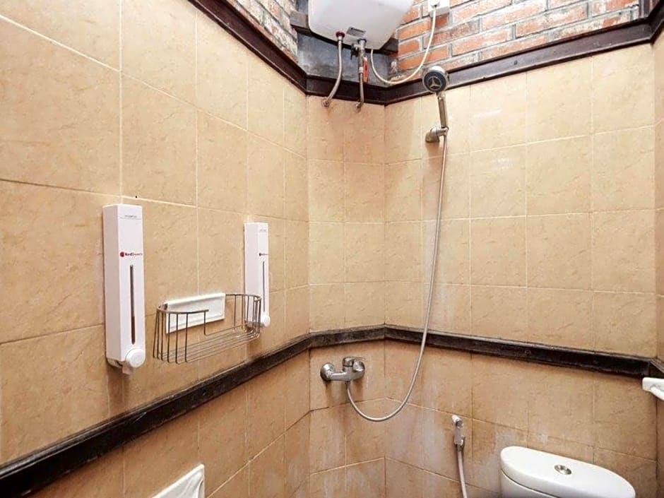 RedDoorz @ Cilandak Timur