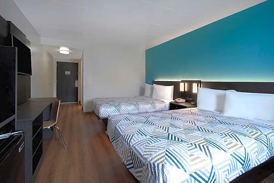 Motel 6-Merrillville, IN