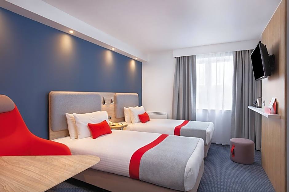 Holiday Inn Express Strathclyde Park M74, Jct 5 By IHG