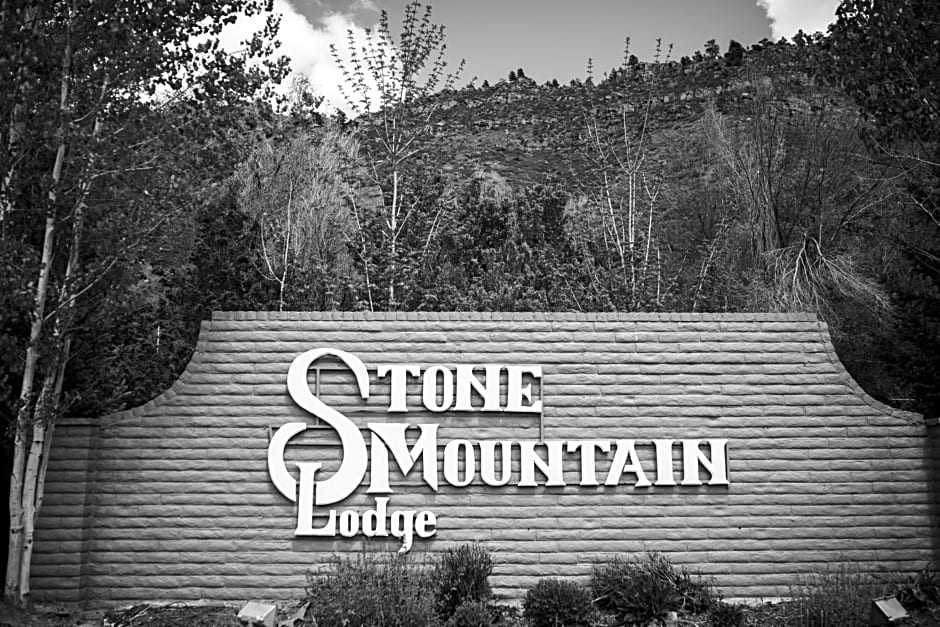 Stone Mountain Lodge