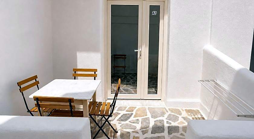 Anny Studios Perissa Beach