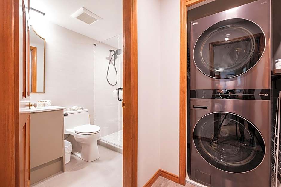 Arrowhead Point by Outpost Whistler