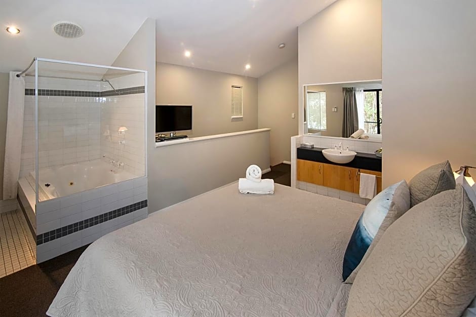 Photo 1 of 6 of One-Bedroom Apartment with Spa Bath
