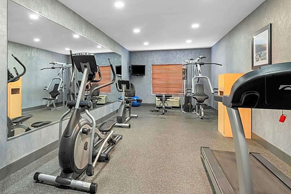 Best Western Plus Magee Inn & Suites