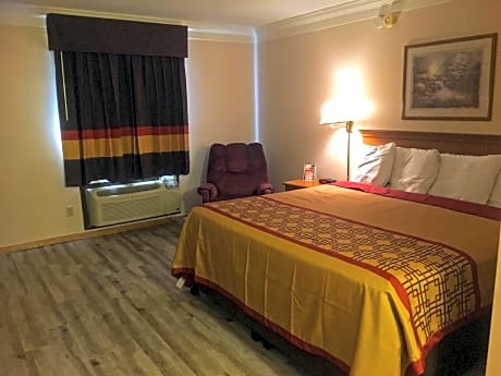 1 Queen Bed Non-Smoking