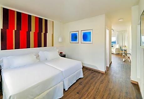 Privilege Suite (3 Adults)