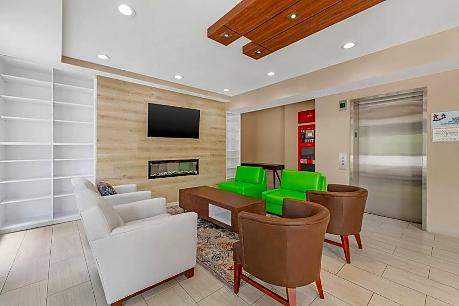 Country Inn & Suites By Radisson Staten Island NY