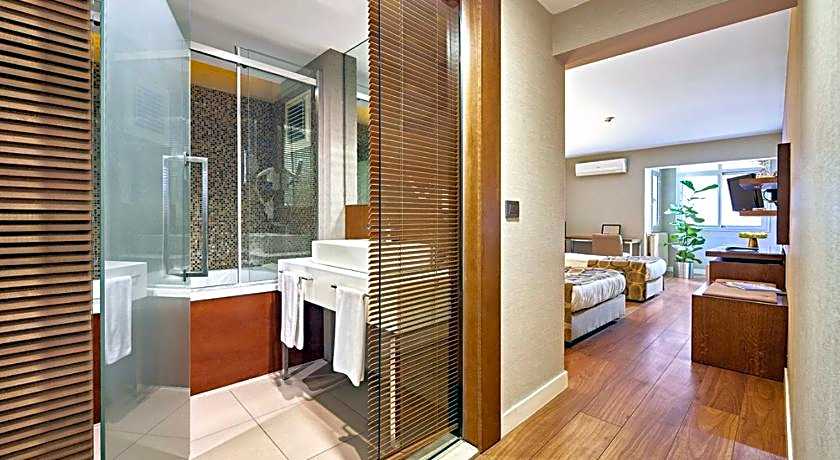 The New Hotel Zeybek