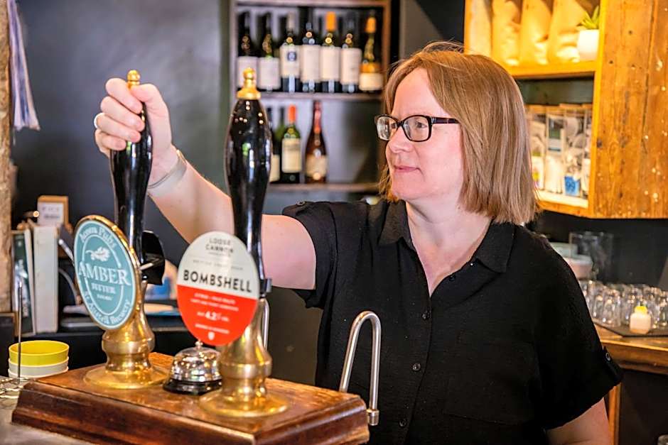 The Crown & Thistle, Abingdon, Oxfordshire - Acorn Pubs