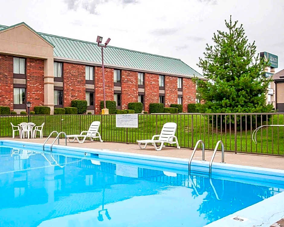 Quality Inn & Suites North Springfield